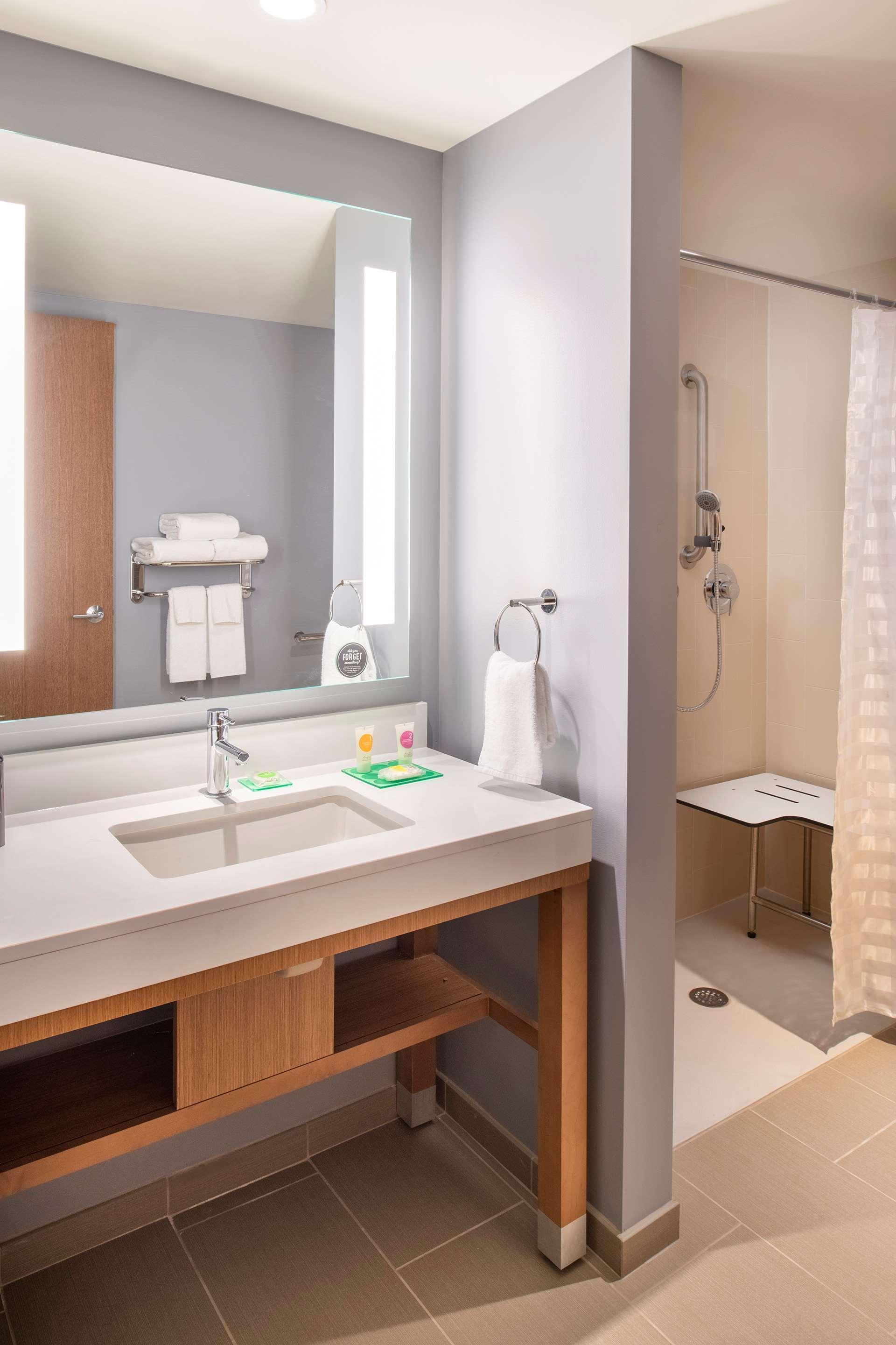 Hyatt Place East Moline/Quad Cities Zewnętrze zdjęcie