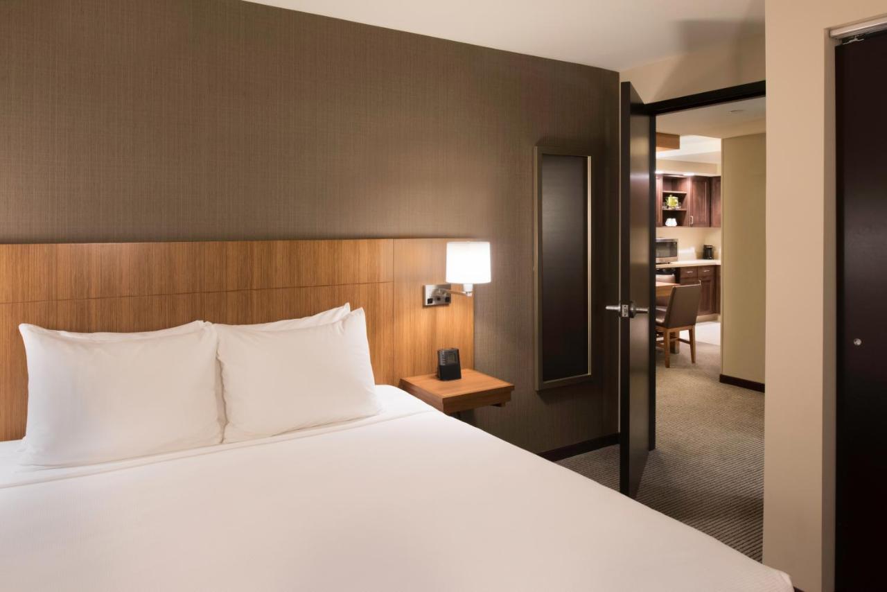 Hyatt Place East Moline/Quad Cities Zewnętrze zdjęcie